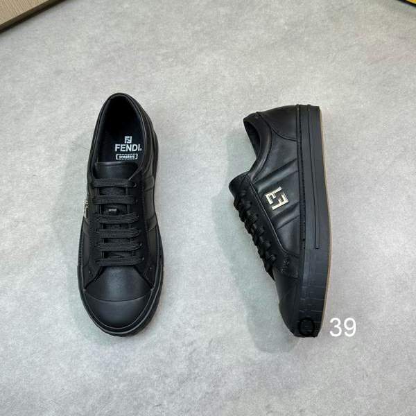 Picture of Fendi Shoes _SKUFendisz38-45FF09034970